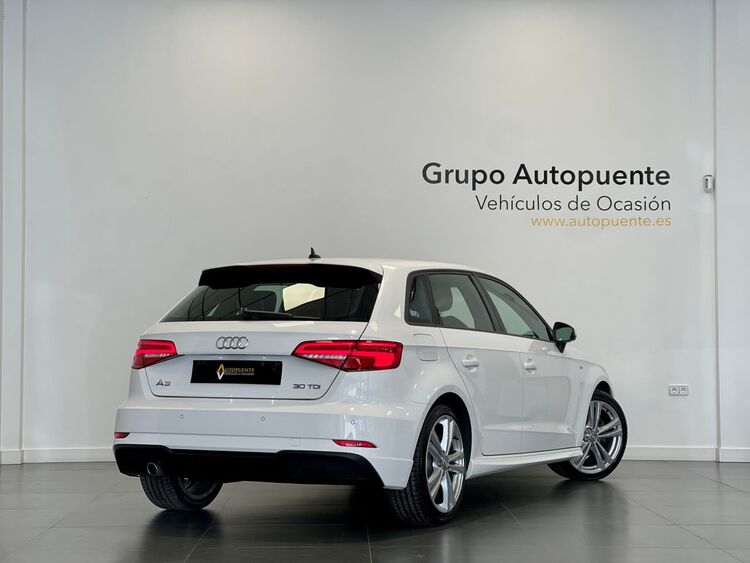 Audi A3 SLINE foto 4