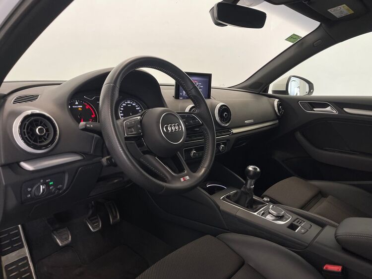 Audi A3 SLINE foto 8