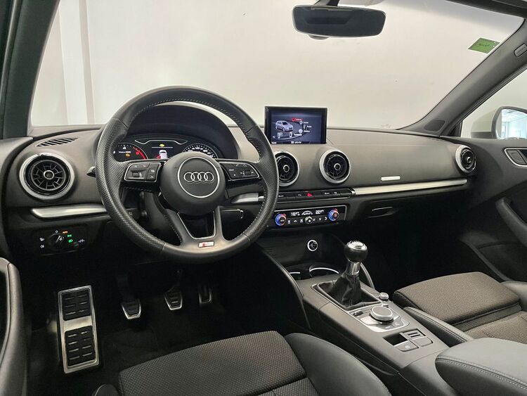 Audi A3 SLINE foto 9