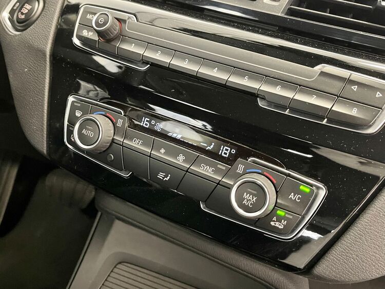 BMW X1 SDRIVE 18D foto 40