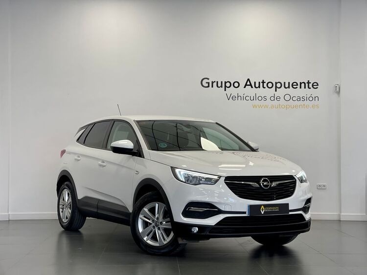 Opel Grandland X SELECTIVE foto 2