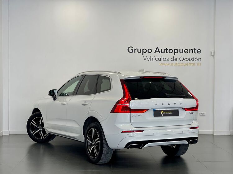 Volvo XC-60 R DESIGN foto 5
