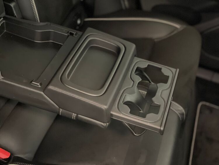 Volvo XC-60 R DESIGN foto 50