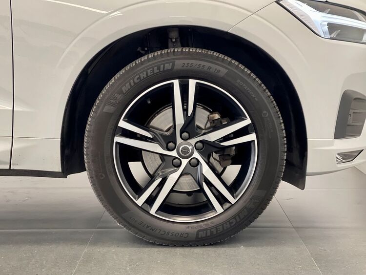 Volvo XC-60 R DESIGN foto 52