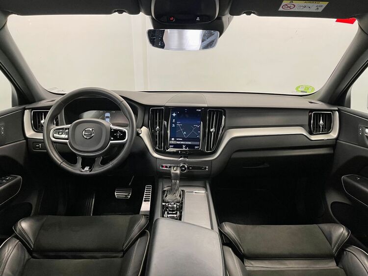 Volvo XC-60 R DESIGN foto 10