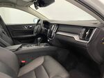 Volvo V60 MOMENTUM miniatura 13