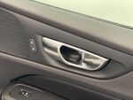 Volvo V60 MOMENTUM miniatura 36