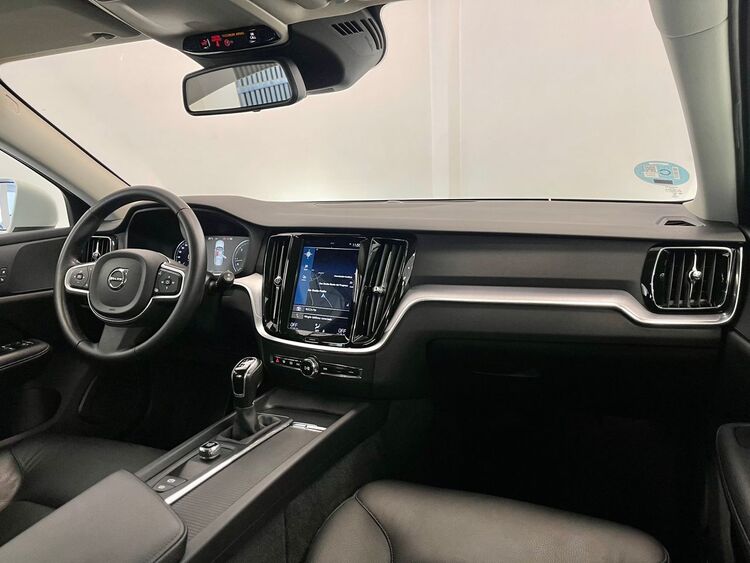 Volvo V60 MOMENTUM foto 12