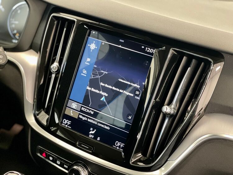 Volvo V60 MOMENTUM foto 39