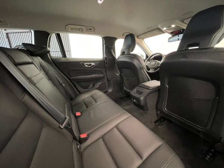 Volvo V60 MOMENTUM foto 48