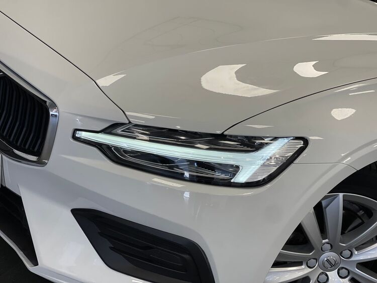 Volvo V60 MOMENTUM foto 53