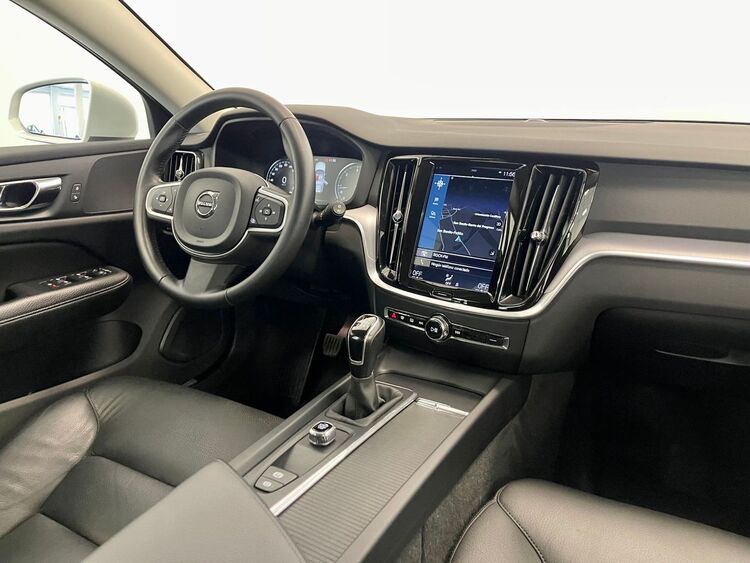 Volvo V60 MOMENTUM foto 11