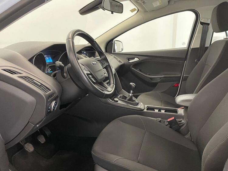 Ford Focus TREND foto 16