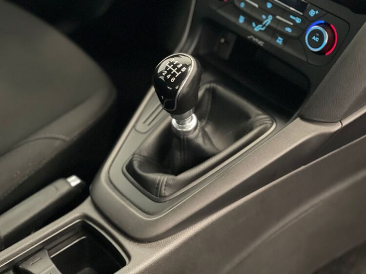 Ford Focus TREND foto 36
