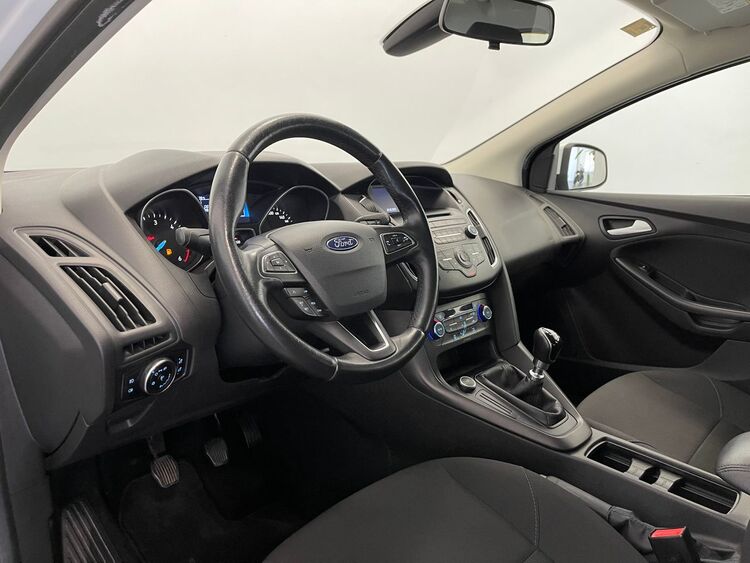 Ford Focus TREND foto 8