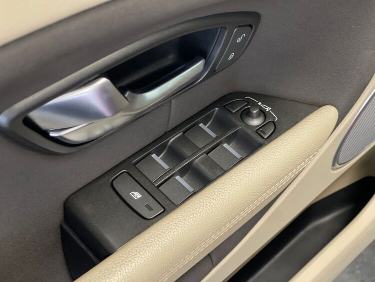 Land-Rover Range Rover Evoque TD4 SE foto 18
