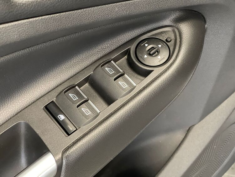 Ford Kuga Business foto 18