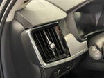 Volvo V90 Cross Country AUTO miniatura 18