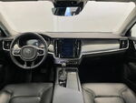 Volvo V90 Cross Country AUTO miniatura 10