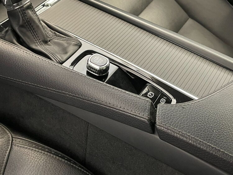 Volvo V90 Cross Country AUTO foto 24