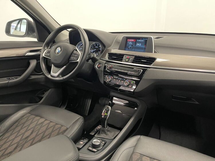 BMW X1 X LINE foto 12