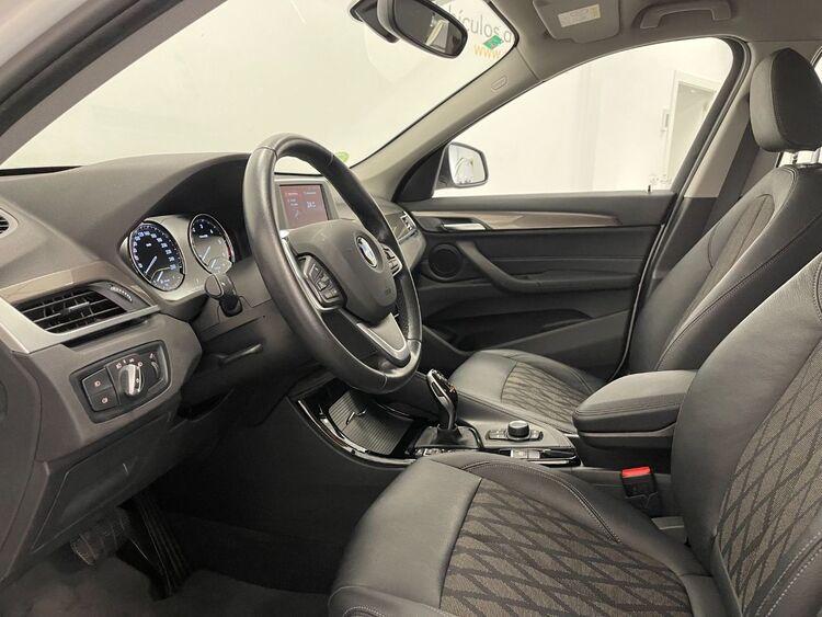 BMW X1 X LINE foto 15