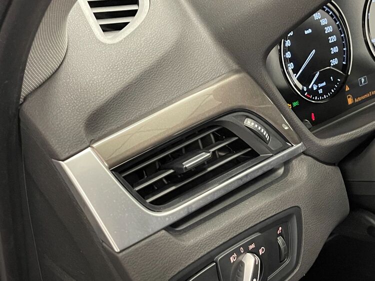 BMW X1 X LINE foto 19