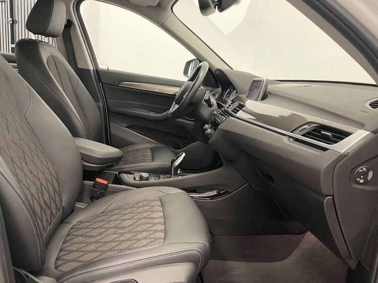 BMW X1 X LINE foto 33