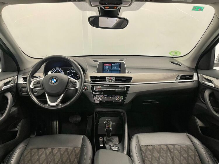 BMW X1 X LINE foto 10