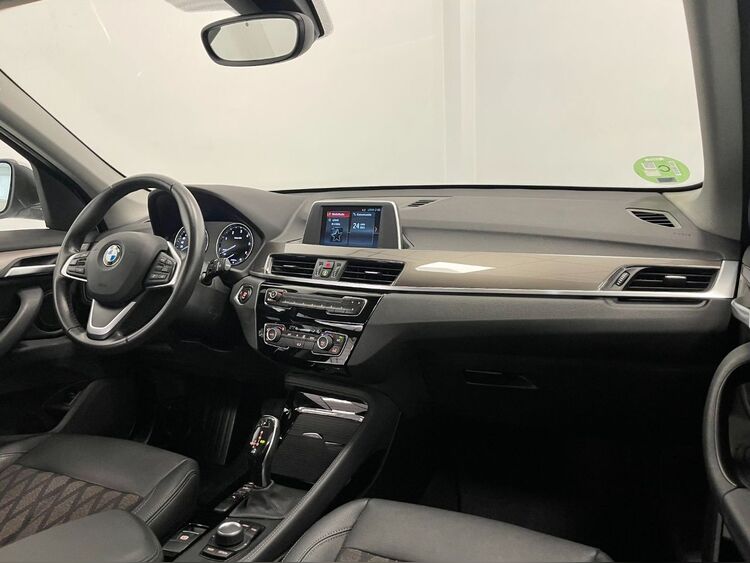 BMW X1 X LINE foto 11