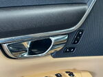 Volvo V90 Cross Country PRO AUTO miniatura 17