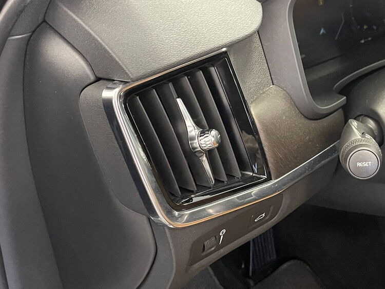 Volvo V90 Cross Country PRO AUTO foto 20