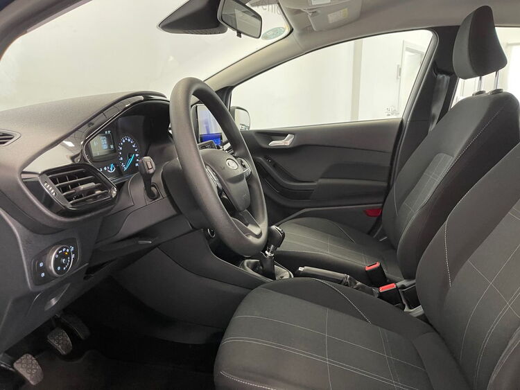 Ford Fiesta TREND foto 15