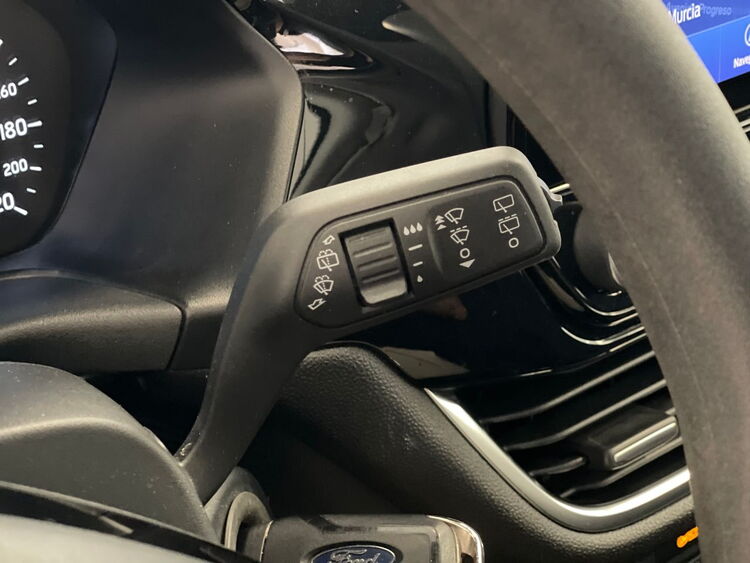 Ford Fiesta TREND foto 22