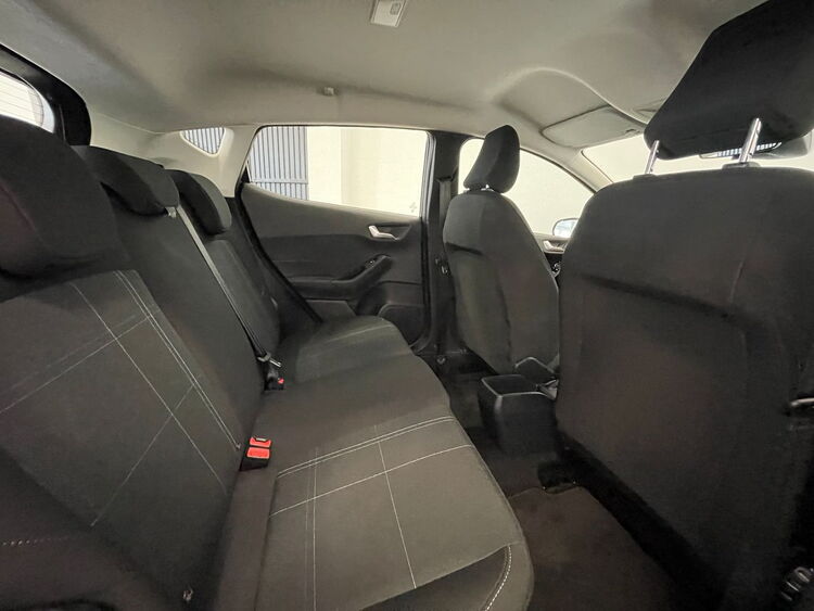 Ford Fiesta TREND foto 39