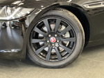 Jaguar XE PURE miniatura 46