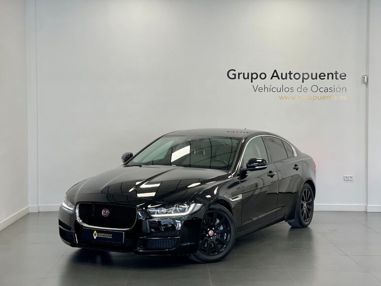 Jaguar XE PURE foto 7