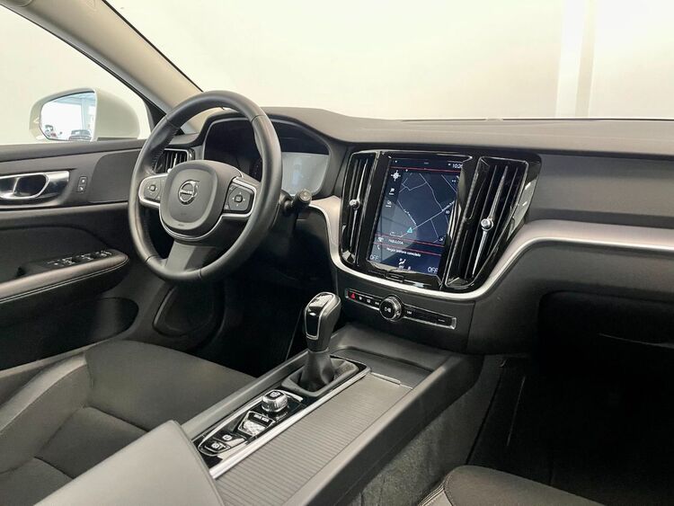 Volvo V60 BUSINESS PLUS foto 12