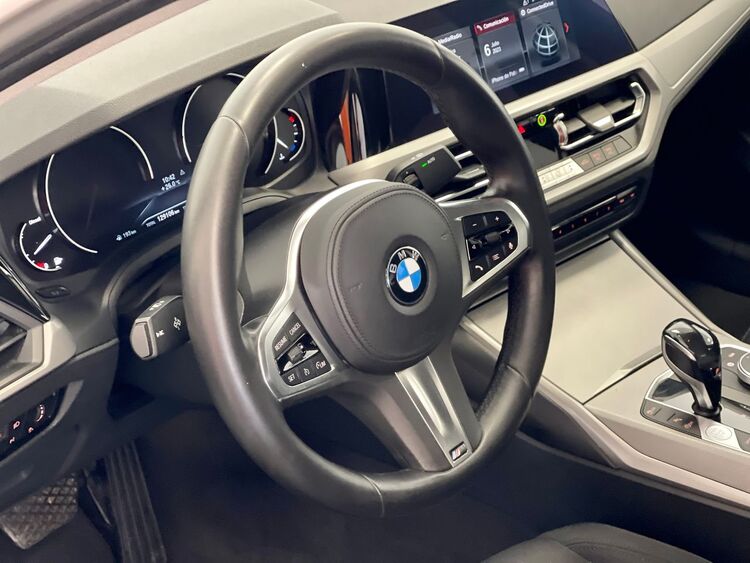 BMW Serie 3 Auto foto 19
