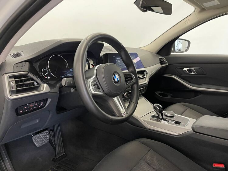 BMW Serie 3 Auto foto 8