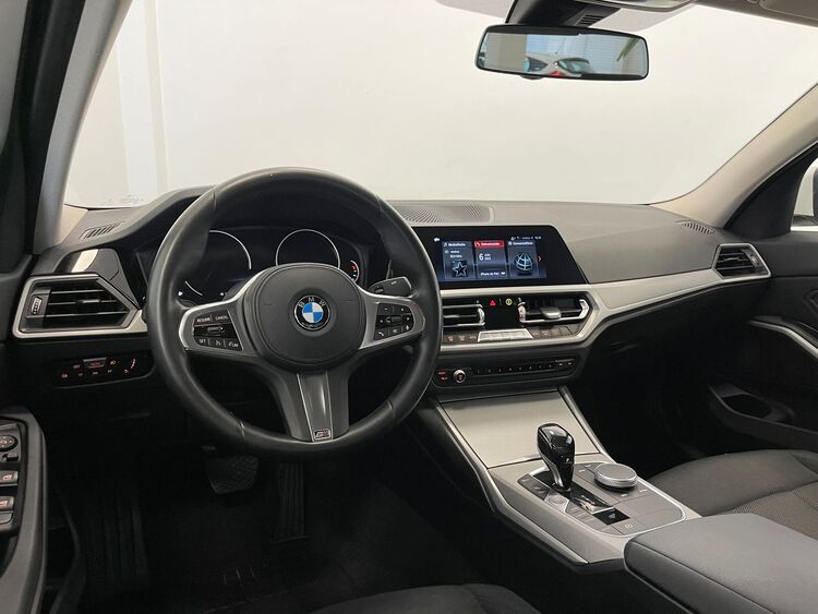 BMW Serie 3 Auto foto 9
