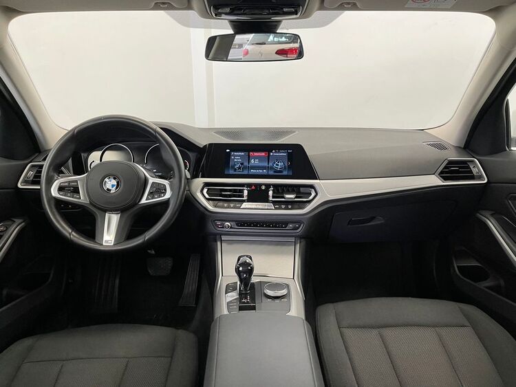 BMW Serie 3 Auto foto 10
