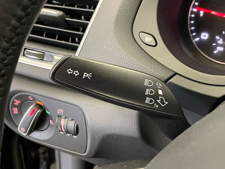 Audi Q3 2.0 TDI foto 23
