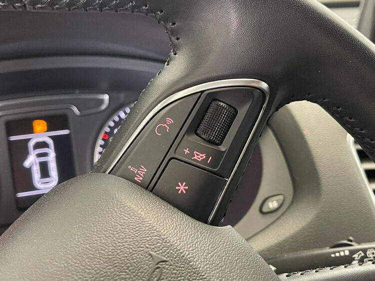 Audi Q3 2.0 TDI foto 27