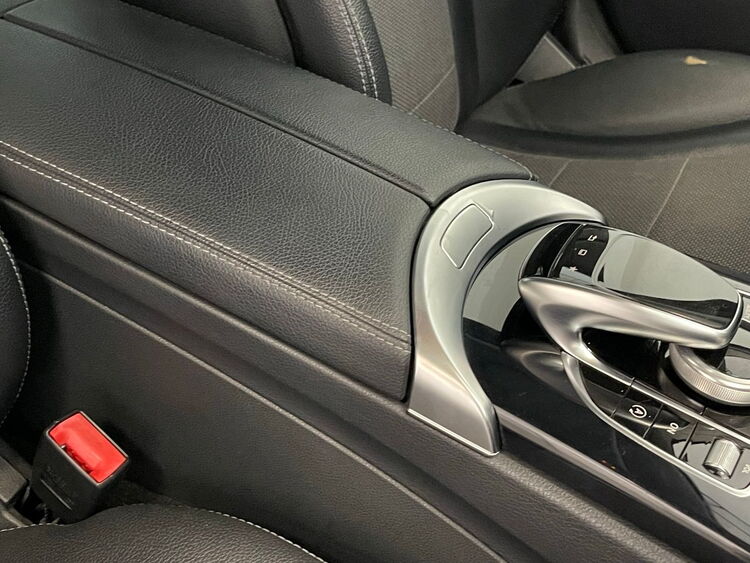 Mercedes Clase C 220 foto 37