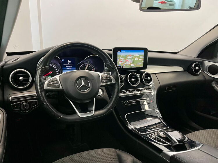 Mercedes Clase C 220 foto 8