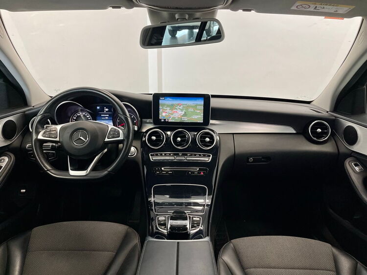 Mercedes Clase C 220 foto 9