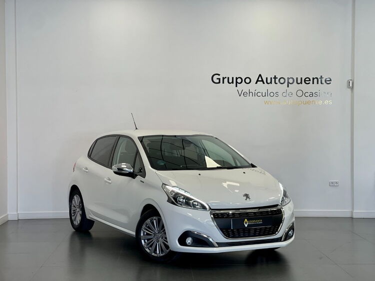 Peugeot 208 STYLE foto 2