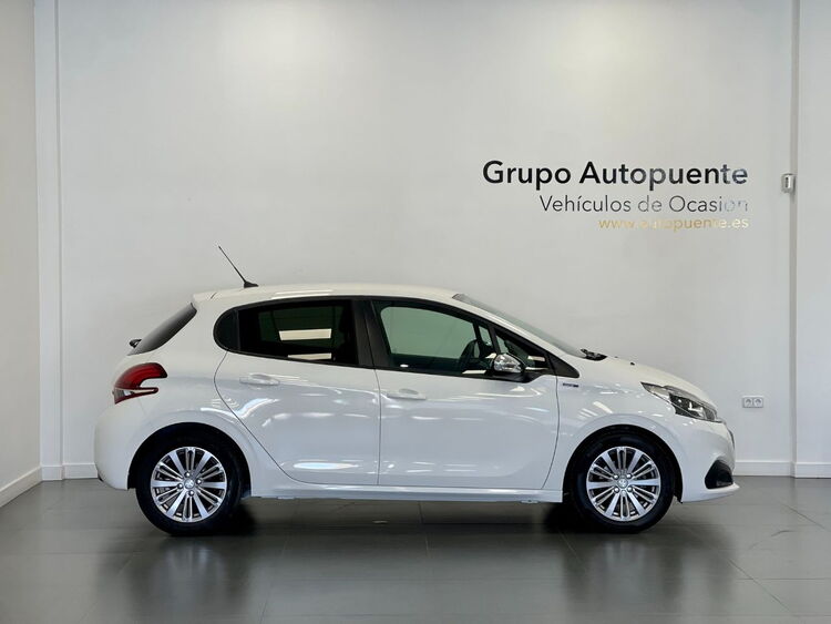Peugeot 208 STYLE foto 3