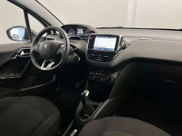 Peugeot 208 STYLE foto 12